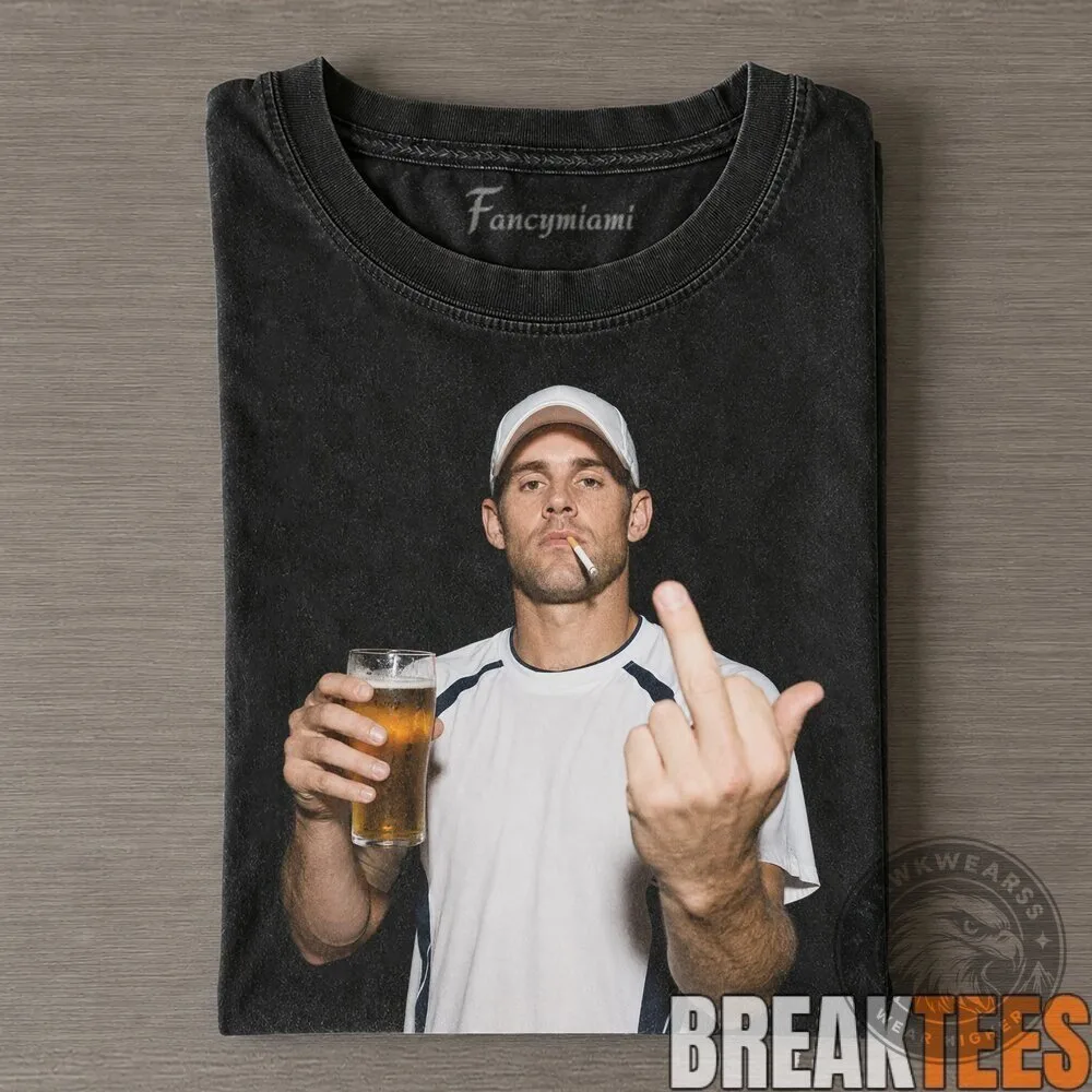Alex Rodriguez Drinking Beer Middle Finger New York Yankees Baseball T-Shirt 2 Alex Rodriguez Drinking Beer Middle Finger New York Yankees Baseball T-Shirt
