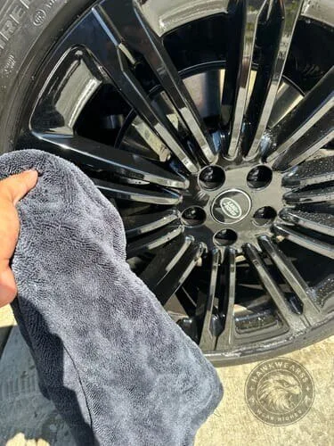 Giant Microfiber Car Drying Towel for Auto Detailing and Washing 19 Giant Microfiber Car Drying Towel for Auto Detailing and Washing